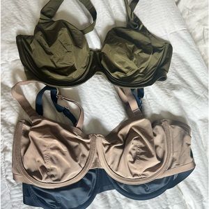 CUUP BRAS ALL FOR $50